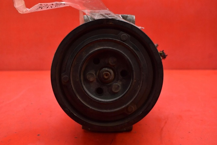 compressor pump of the air conditioning 31332528 VOLVO S80 2 II 2.0 D4 181 KM 13-20