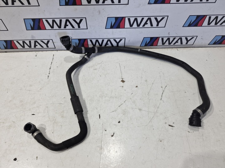 2284691 BMW F80 F82 F83 hadica vedenie vody