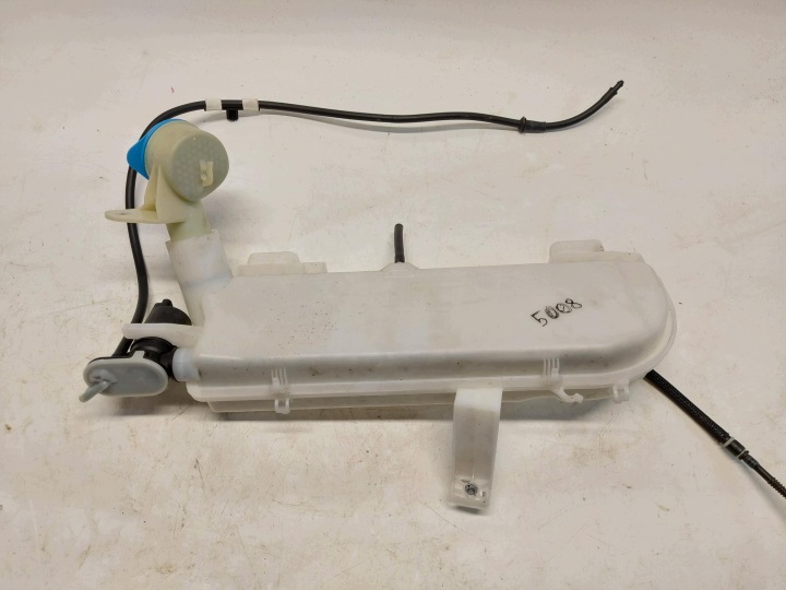 Peugeot 5008 III E5008 tank washers pump 9839834780