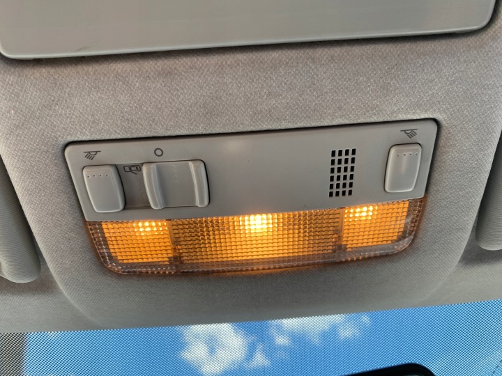 Svetlo vnútorná OSWIETLENIE kabíny SUFITOWE Fabia II 2 FL KOMBI 11-15