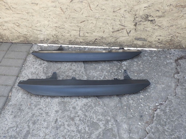 TOYOTA YARIS 3 III LIFT 17- Paraurti accessori spoiler posteriore