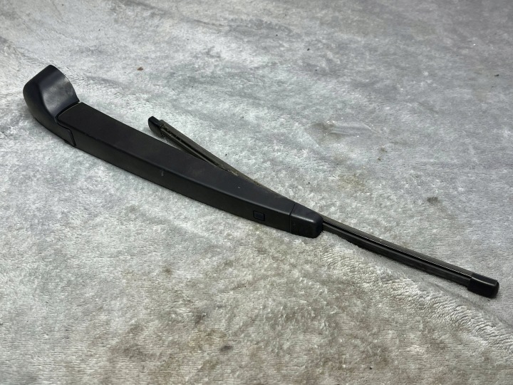 Bras essuie glace de lhayon 6R6955707B OE VW POLO 6R VW UP !J