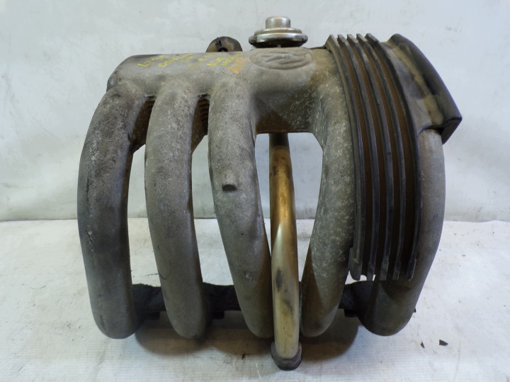 sací potrubí DOLOTOWY 074129713N + EGR 074129463A LT35 LT 35 2.5 TDI (F)