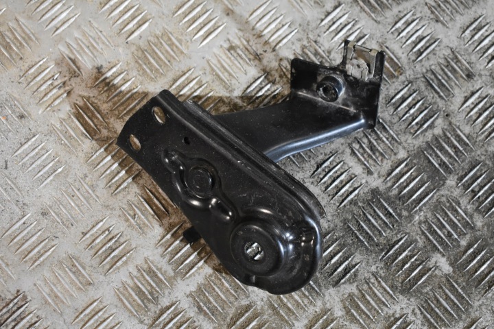 IDEALNE holder console left MERCEDES W217 1