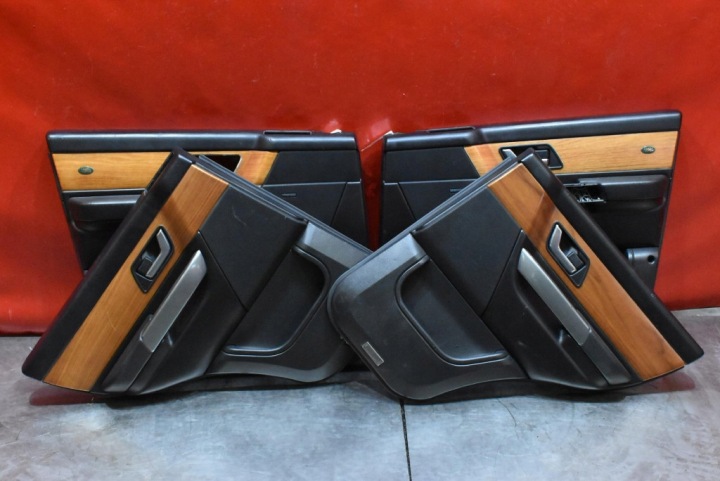 Laterale / lato Laterale / lato KOMPLET SKORZANE EU RANGE ROVER SPORT 1 e L320 05-09