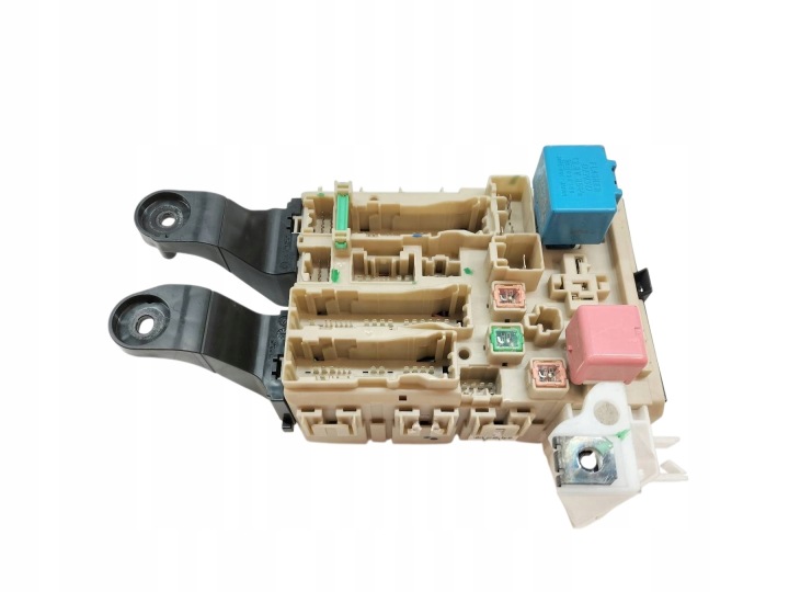 Kasten der Sicherungen 82730-05720 3085-12K27 1.6B 131KM Toyota Avensis III