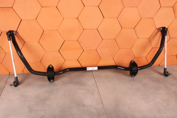 BMW 1' F70 2' F74 U06 STABILIZATOR front front bar 6892707 9856 km !!!
