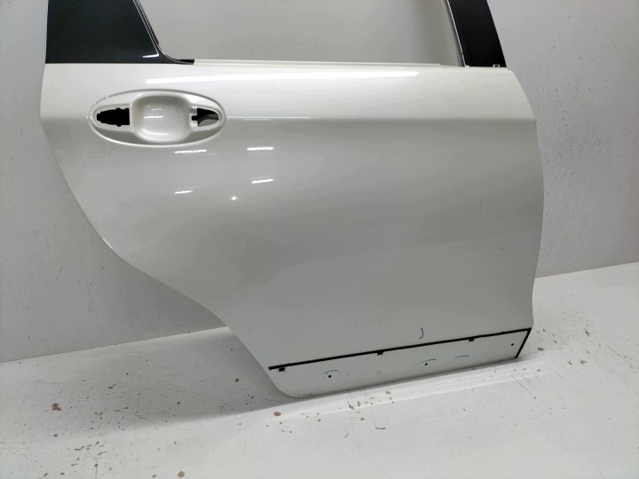 portière arrière arrière droit TOYOTA YARIS 3 III LIFT 17-20