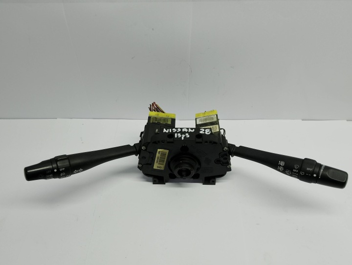Commodo essuie glace pajak Commodo phares Nissan Almera N16 54354608