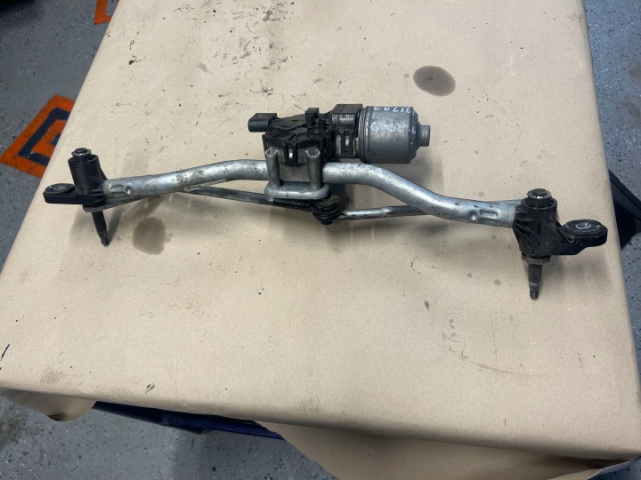 ALFA ROMEO GIULIETTTA mechanismus stěračů 3397021178