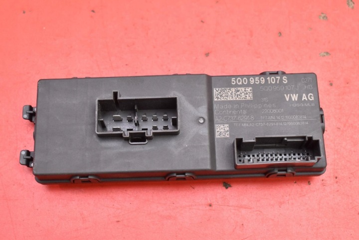 Unité de contrôle Module Arrière du capot 5Q0959107S SKODA KAMIQ 19