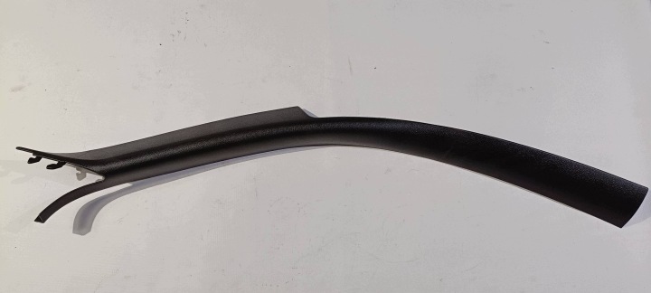 kryt slupka sloupek A boční pravé Ford Mustang 2005-2009