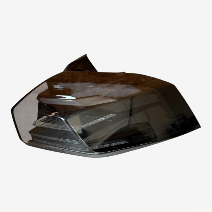 light rear right PEUGEOT 2008 II LIFT 9850439980