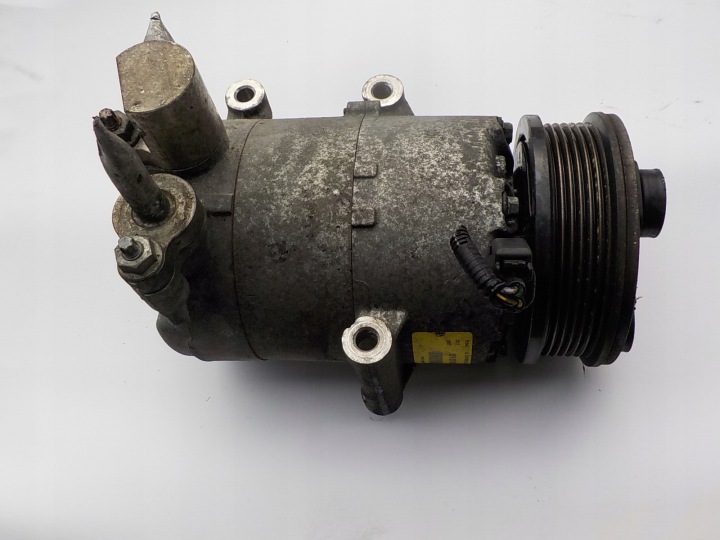 VOLVO V70 FORD 2.0 TDCI compressor pump of the air conditioning 8FK351334
