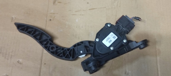 HYUNDAI I20 II LIFT 18-20 PEDAL potentiometer gas 1.2 petrol