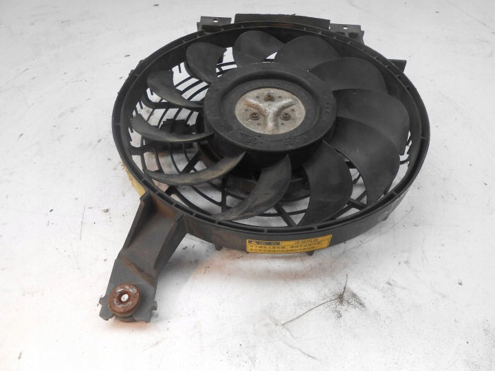 TOYOTA LAND CRUISER 120 CHLODING VENTYLATOR DESCRIPTION 88590-260060 8