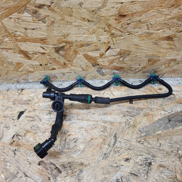 FORD FOCUS MK3 15-18R LIFT KOMBI HB 1.5 TDCI Schlauch Sensor PRZELEWY des Kraftstoffsbehälters