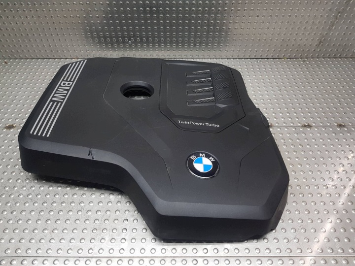 cover motor cover upper 8676203 BMW G01 G02 G20 G21 G26 G30 G31 B48