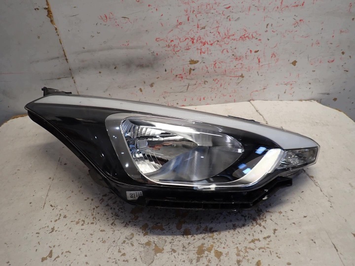 light front front right HYUNDAI I20 II 2015-2020 92102-C8