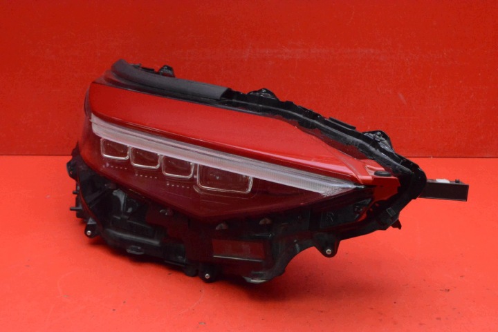REFLEKTOR right light front FULL LED EU 42-118-42-119 TOYOTA BZ4X 22