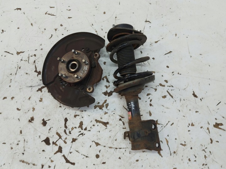 Subaru WRX STI 2015r. Amortiseur Moyeu support broche Axe moyeu Gauche Gauche Avant