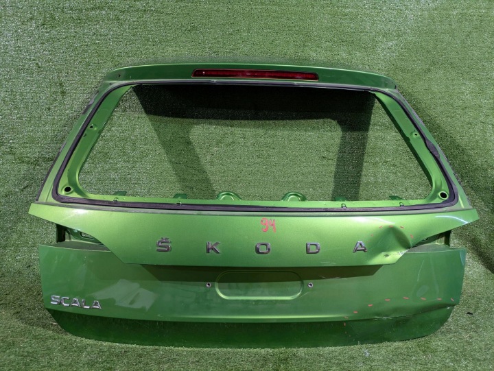 Malle / hayon coffre porte arrière Arrière Porte coffre hayon SKODA SCALA NR.94