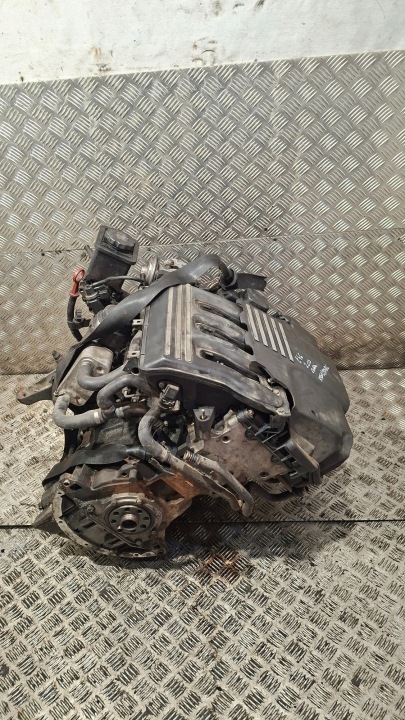 engine pillar Z UKLADEM PALIWOWYM BMW E46 2.0D M47D20 204D1