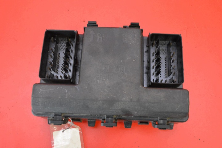 Skrinka poistiek FG4T-14A067-EE FORD MONDEO MK5 2.0 TDCI 180 KM 14-20