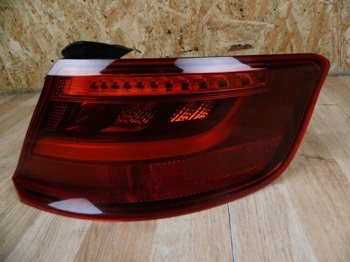 Audi A3 2013-2016 SPORTBACK 5-Tür Licht rechts heck hinten rechts 8V