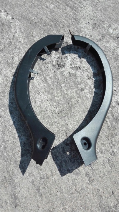 Blende Abdeckung Scharnier heckklappe W211 A2118210189 A2118210289