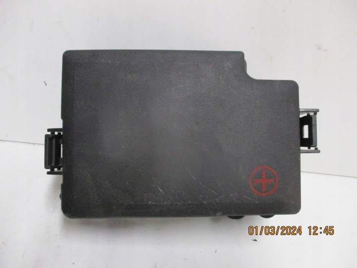 KRYT POISTIEK KIA X-CEED 91956-CR100