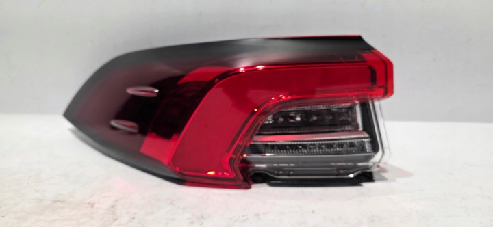 Feux phare Gauche Arrière Arrière LED TOYOTA COROLLA E21 Berline 18- Original 81560-02D21