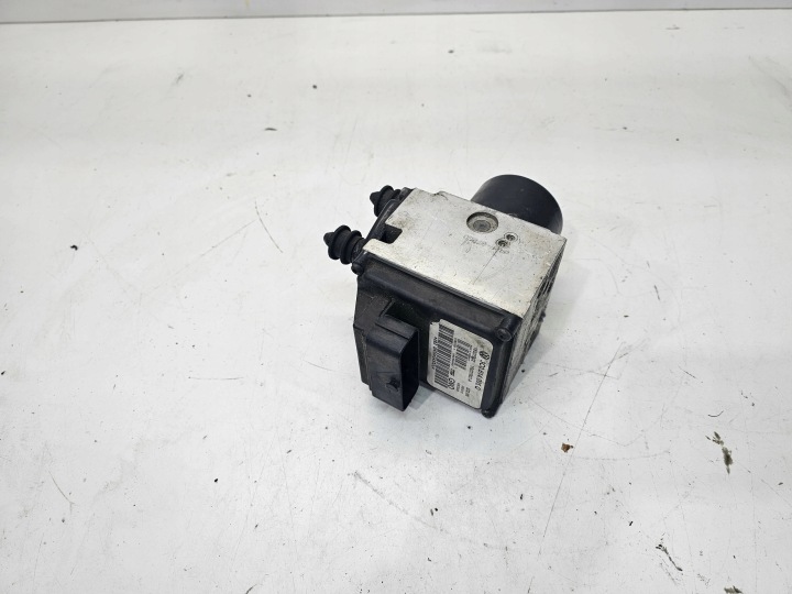 Pumpe ABS ESP AUDI VW PASSAT B6 SEAT SKODA 3C0614095Q