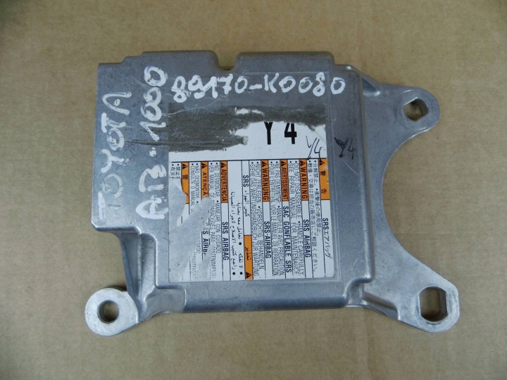 Toyota Yaris IV Bedienteil modul airbag airbag 89170K0080