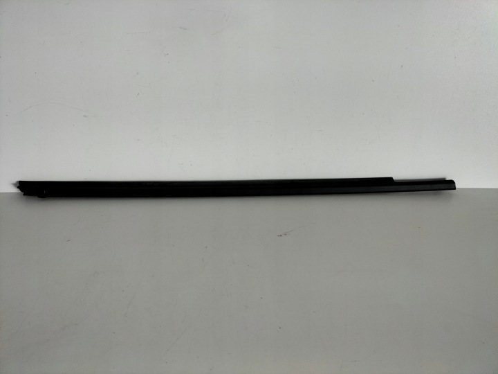 moulding dust door rear part right TOYOTA YARIS III 11-20