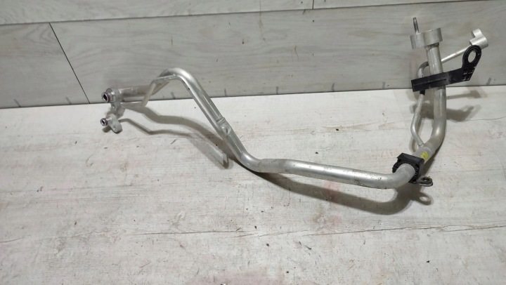 Mercedes-Benz A W176 2017 of the hose of the air conditioning