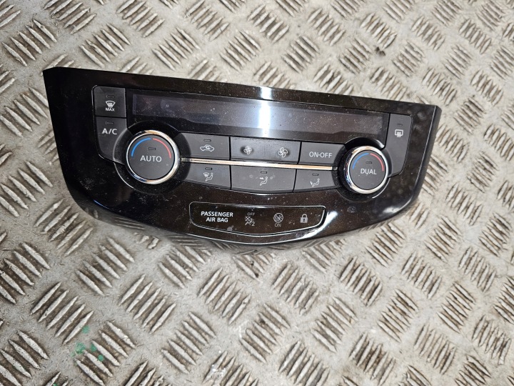 PANEL air conditioning devices of the air conditioning NISSAN QASHQAI J11 27500-4EA0A