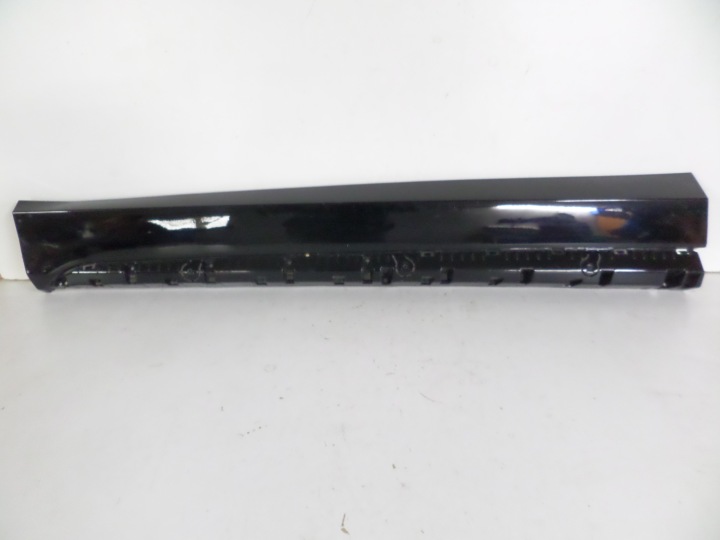 moulding door front left HYUNDAI TUCSON IV 20- N