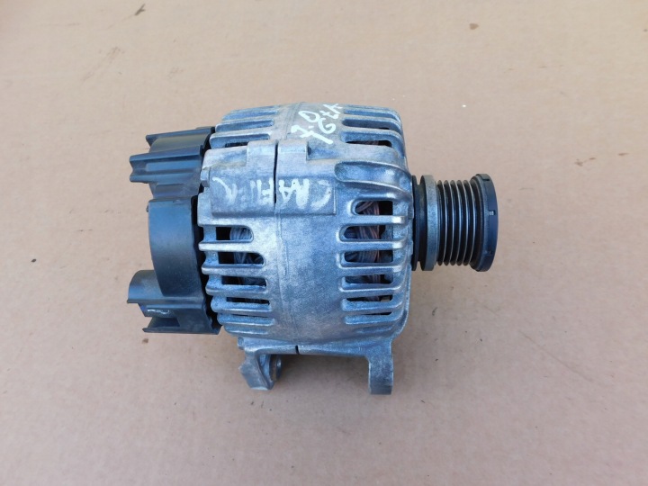 VW Crafter 2.0 Alternateur Valeo BARDZO DOBRY 03L903024A Original