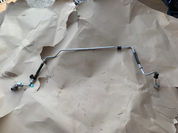LANCIA LYBRA 1,8 Conduit pieces tuyaux Climatisateur air conditionné 46763838