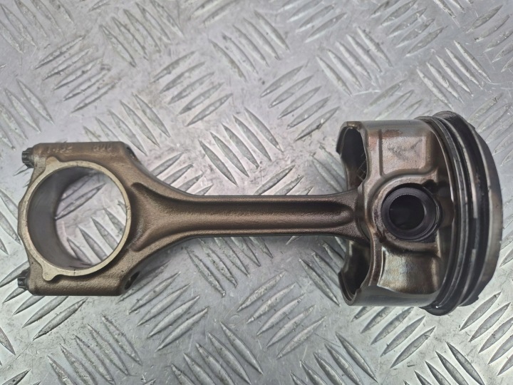 pistone con biella BMW 5 E60 E61 525i 84L59 M54B25