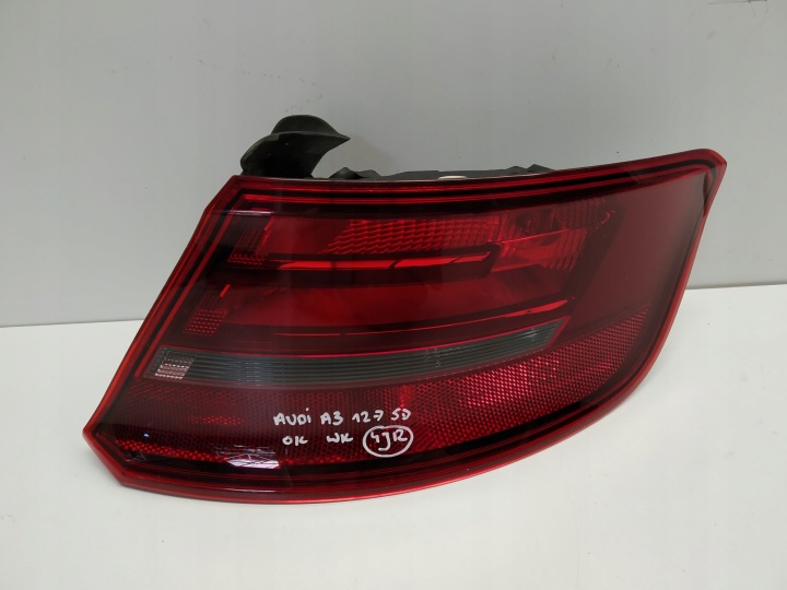 12-16 Audi A3 5D Sportback Licht heck rechts zwykla vor Lift wklad 8v 8v4
