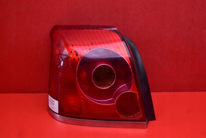 light left rear part rear TOYOTA AVENSIS T25 sedan 02-06