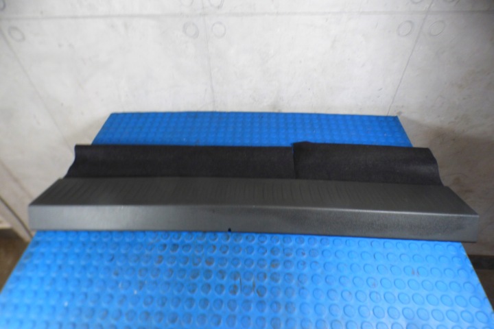 copertura GREMBIALINA przy kanapie posteriore A2466900740 MERCEDES B-KLASA II W246