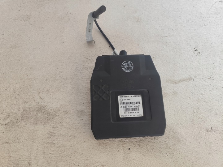 HYUNDAI IX20 2018 1.6 petrol module control unit BCM