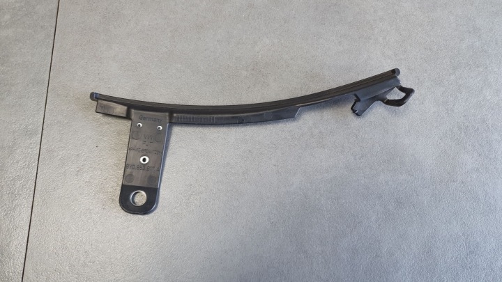 Audi A3 8Y krytka krawedzi nadkola 8Y0853817A