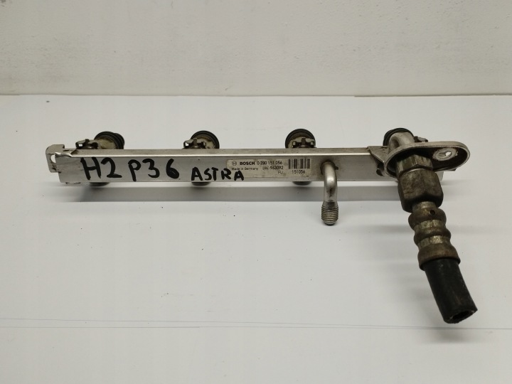 Kraftstoffverteiler Einspritzleiste Opel Astra 0280151056