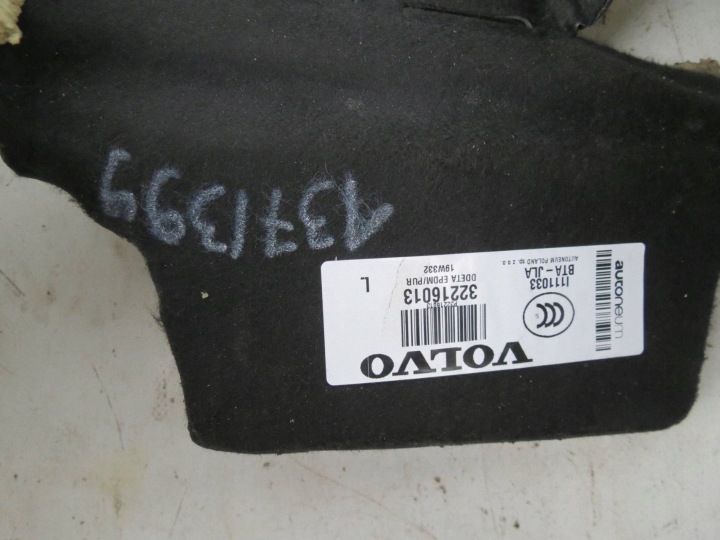Vaiba sisustus Volvo V90 II 32216013 2.0L diisel 140kW 2019 8