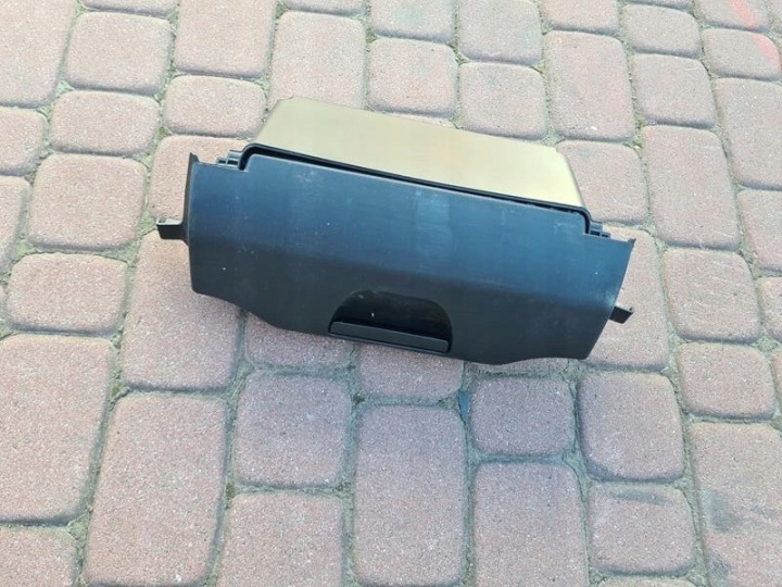 skrinka spolujazdca szufladka sedačka Opel Meriva B 13294799