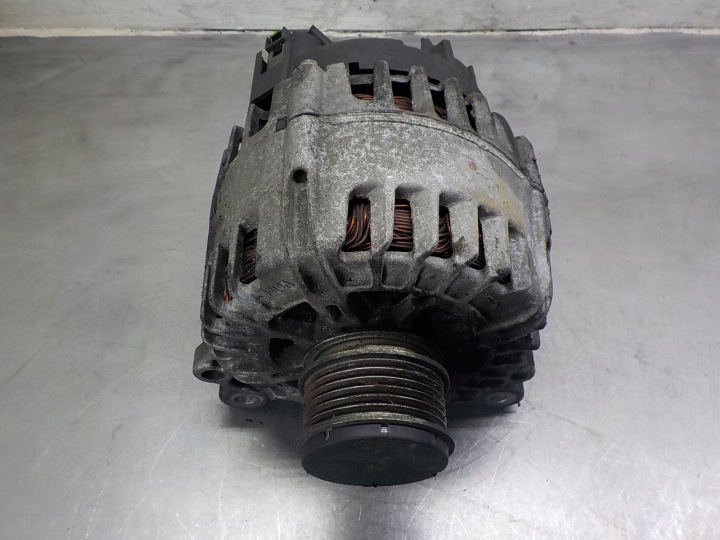 SEAT IBIZA IV 1.2 TDI Alternateur 03P903023D